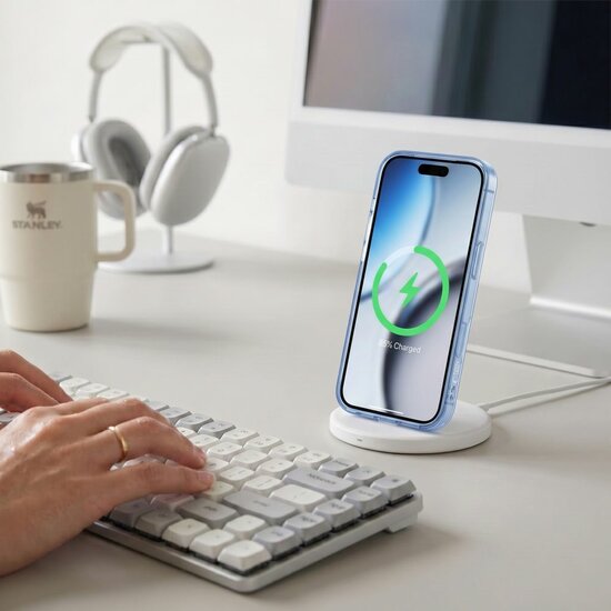 TechProtection Peak CC MagSafe iPhone 18 Pro case transparent